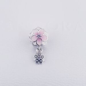 🌺 Authentic Pandora ⭐️RETIRED⭐️ MAGNOLIA BLOOM CHARM